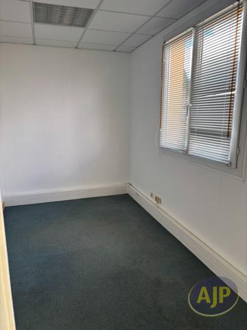 Sainte Pazanne : 1 984 € - AJP Immobilier Sainte-Pazanne