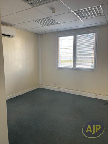 Sainte Pazanne : 1 984 € - AJP Immobilier Sainte-Pazanne