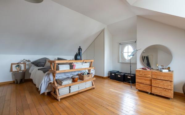 Maison à vendre    6 pièces • 149,77 m2 Joinville-le-Pont