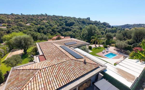 Maison à vendre    5 pièces •  Biot