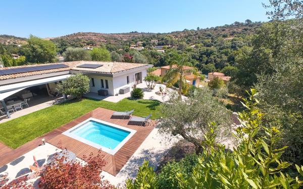 Maison à vendre    5 pièces •  Biot