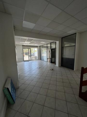 Location                                                      Local commercial
                        
                                         146 m2                     à Montpellier
