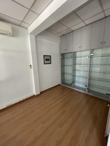Location                                                      Local commercial
                        
                                         146 m2                     à Montpellier