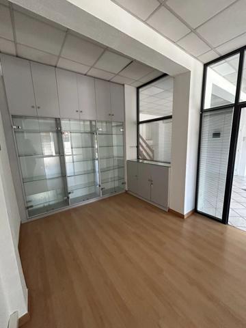 Location                                                      Local commercial
                        
                                         146 m2                     à Montpellier