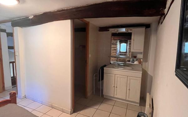 Maison à louer    5 pièces • 111,50 m2 Saint-André-Lachamp