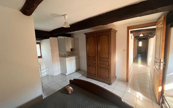 Maison à louer    5 pièces • 111,50 m2 Saint-André-Lachamp