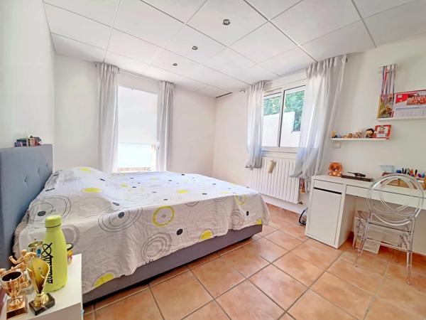 Maison 4 pièces - 139 m² Exclusivité efficity