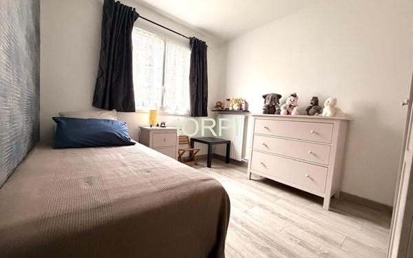 Appartement à vendre    4 pièces • 76,88 m2 Vitry-sur-Seine