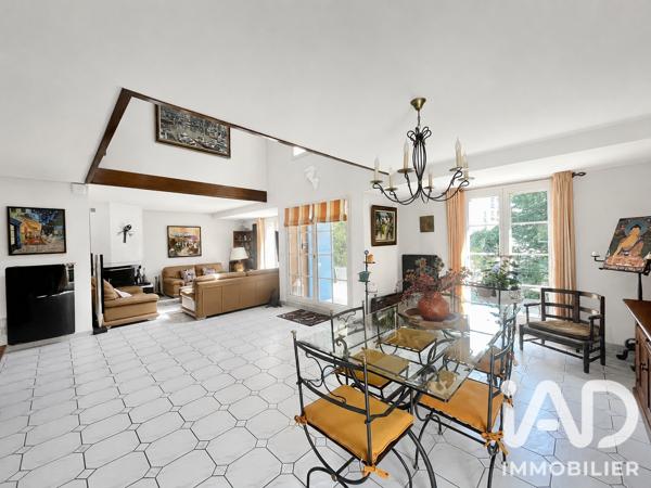 Maison à vendre 8 pièces 213 m² Cergy
