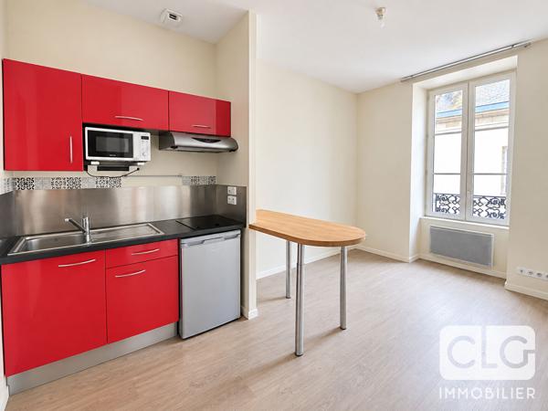 PONT L'ABBE - T2 Place Gambetta