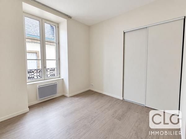 PONT L'ABBE - T2 Place Gambetta