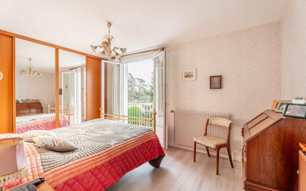 Maison à vendre    6 pièces •  La Tour-de-Salvagny