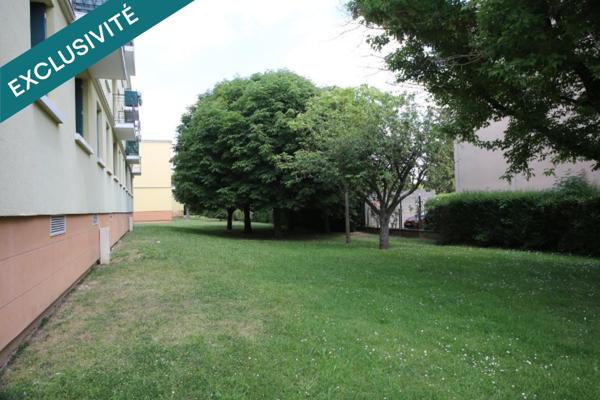 4 PIECES  DANS PETITE RESIDENCE AVEC FAIBLES CHARGES