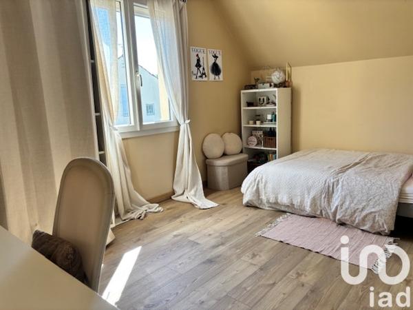 House for sale 6 rooms 131 m² Combs-la-Ville