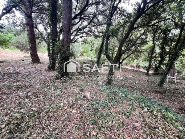 Terrain constructible 2390 m²
