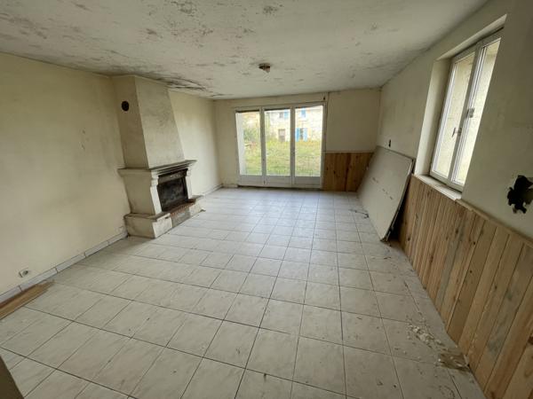 Vouneuil-sous-Biard (86580) MAISON 100 M2 AGRANDISSABLE AVEC GRANGE 80 M2 SUR 2 NIVEAUX