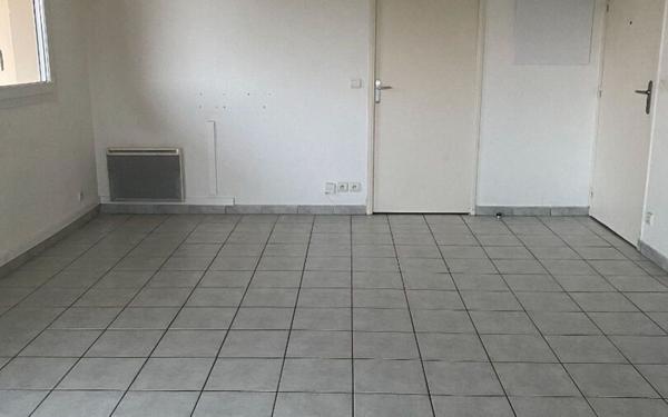 Appartement à louer    3 pièces •  Coulommiers