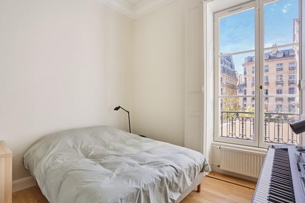 Location vide- Paris 75002 - Appartement 5  pièces, 154 m2 - terrasse de 80m2- Bourse