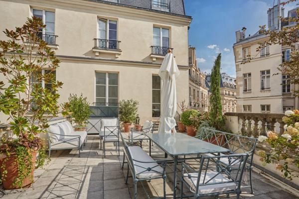 Location vide- Paris 75002 - Appartement 5  pièces, 154 m2 - terrasse de 80m2- Bourse