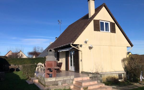 Maison à vendre    5 pièces • 87 m2 Croissanville