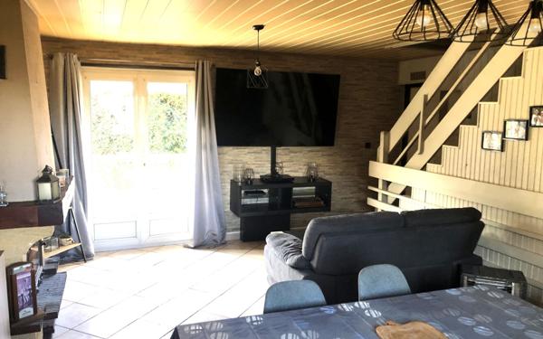 Maison à vendre    5 pièces • 87 m2 Croissanville