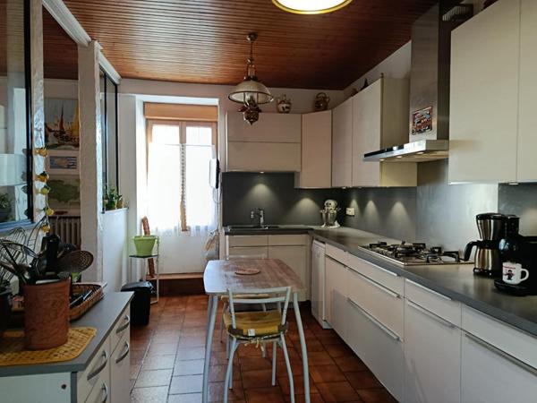 Maison 3 chambres  141 M2