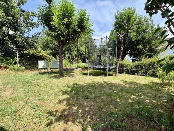 Maison Bures Sur Yvette 6 pièce(s) 89.89 m2 5 chambres