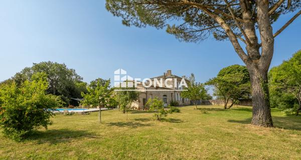 À vendre Maison 9 pièces 409 m² - Ambès 33810