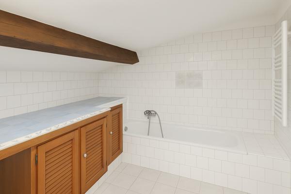 Maison de village avec garage, terrasse couverte – cœur de Gonfaron