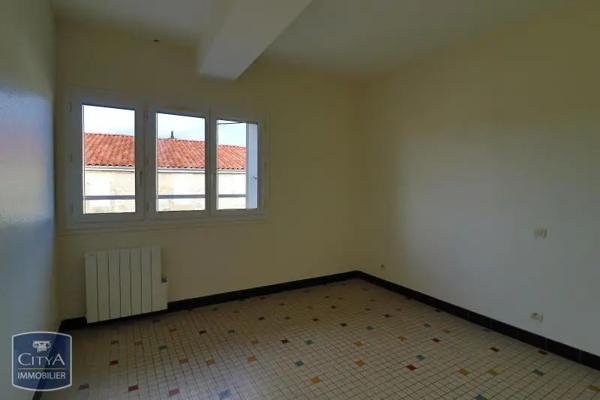 Appartement à louer 3 pièces 53m² Saint-Just-Luzac (17320)