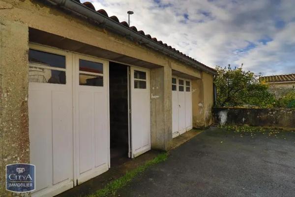 Appartement à louer 3 pièces 53m² Saint-Just-Luzac (17320)
