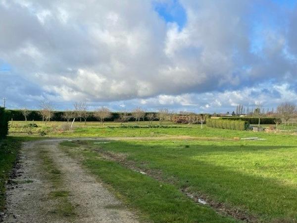 15 min POITIERS - commune de SAINT-JULIEN-L'ARS (86800)