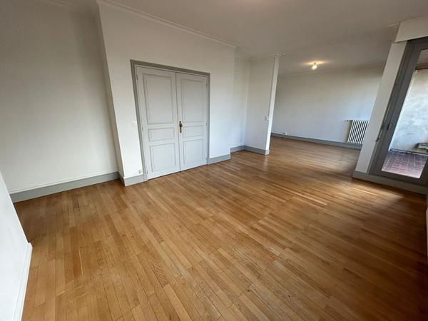T4 Poitiers – Centre-Ville – 134.34 m2