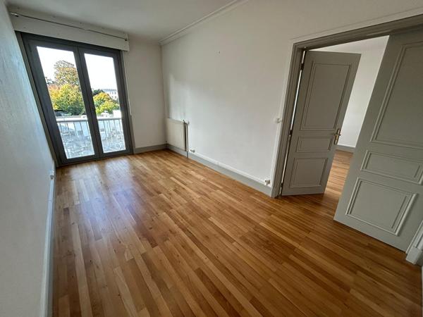 T4 Poitiers – Centre-Ville – 134.34 m2