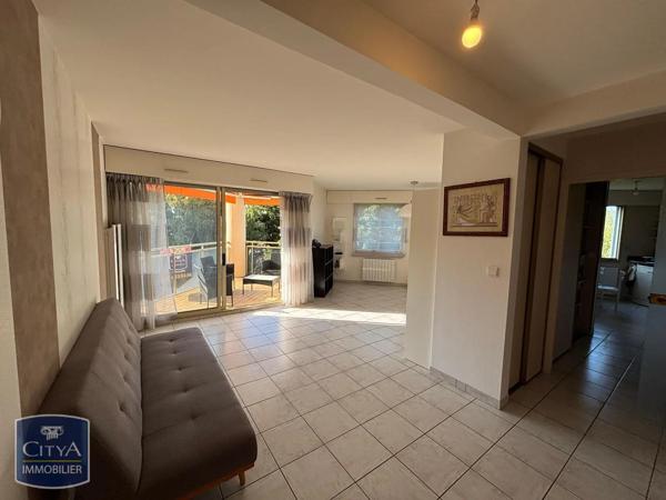 Appartement à louer 4 pièces 93.83m² Besançon (25000)