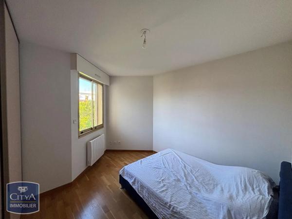 Appartement à louer 4 pièces 93.83m² Besançon (25000)