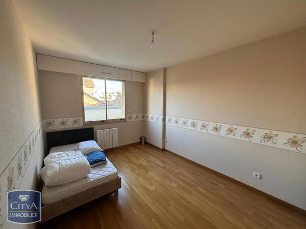 Appartement à louer 4 pièces 93.83m² Besançon (25000)
