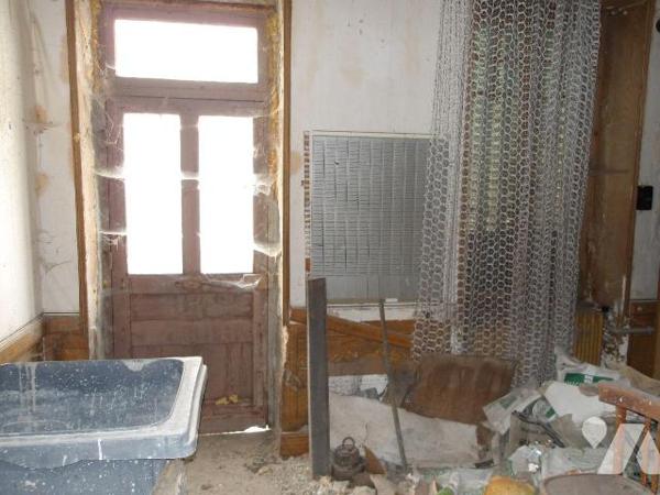 PREVERANGES (18) CHER, A vendre une maison de village (ancien moulin) sans jardin ni cour et en...