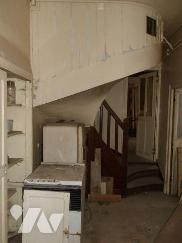 PREVERANGES (18) CHER, A vendre une maison de village (ancien moulin) sans jardin ni cour et en...