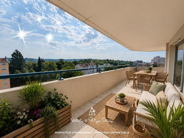 COUP DE COEUR ! T2 de 49 m² au calme avec terrasse d’angle de 23 m² - Vue Pyrénées