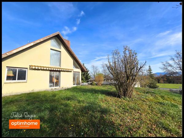 Maison individuelle de 250 m² avec sous-sol de 250 m², jardin de 1 380 m² - Divonne-les-Bains