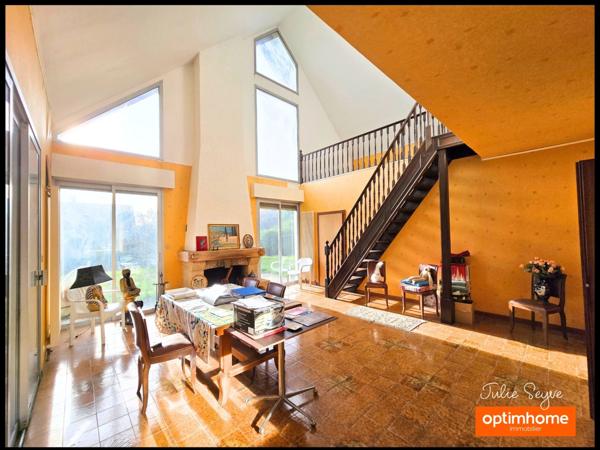 Maison individuelle de 250 m² avec sous-sol de 250 m², jardin de 1 380 m² - Divonne-les-Bains