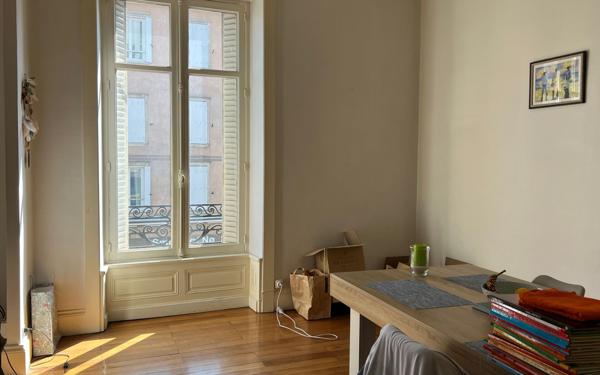 Appartement à vendre    4 pièces • 83,82 m2 Limoges