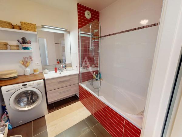 ROSNY-SOUS-BOIS ? 3 PIÈCES AVEC BALCON, PARKING (BOXABLE) ET RÉSIDENCE RÉCENTE