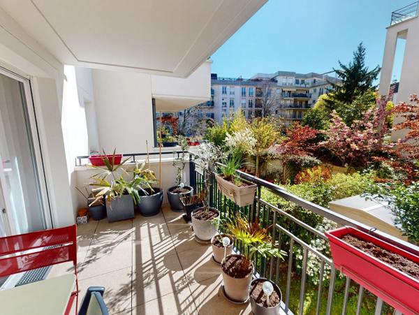 ROSNY-SOUS-BOIS ? 3 PIÈCES AVEC BALCON, PARKING (BOXABLE) ET RÉSIDENCE RÉCENTE