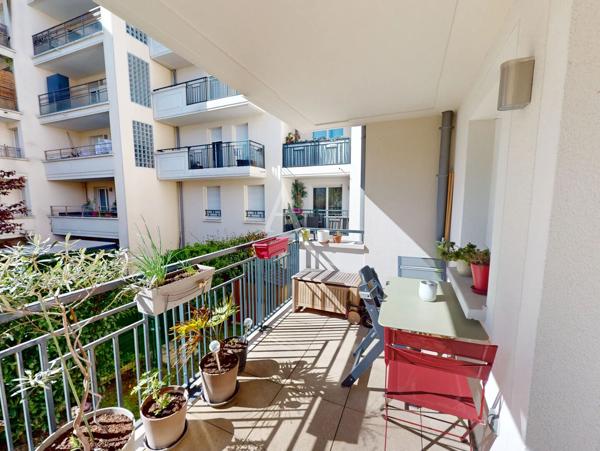 ROSNY-SOUS-BOIS ? 3 PIÈCES AVEC BALCON, PARKING (BOXABLE) ET RÉSIDENCE RÉCENTE