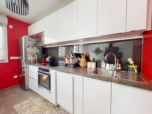 ROSNY-SOUS-BOIS ? 3 PIÈCES AVEC BALCON, PARKING (BOXABLE) ET RÉSIDENCE RÉCENTE