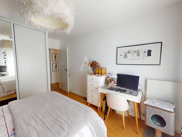 ROSNY-SOUS-BOIS ? 3 PIÈCES AVEC BALCON, PARKING (BOXABLE) ET RÉSIDENCE RÉCENTE