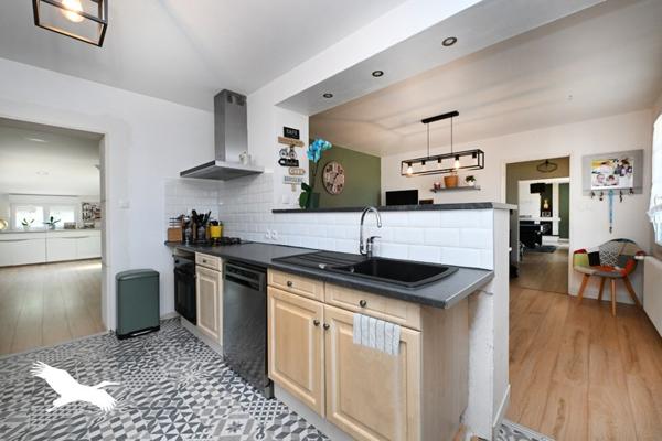 Maison à vendre 298 975 € Fléac 6 p 197 m² DPE C