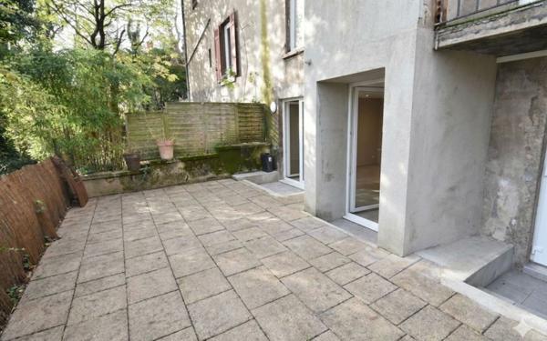 Appartement à louer    2 pièces •  La Mulatière